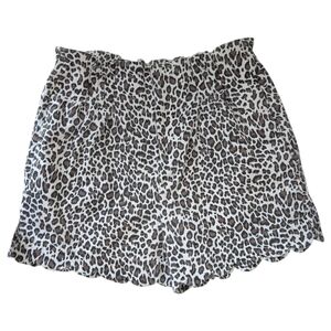 Aaron & Amber Leopard Print High
Waist Women's Shorts Size 10 EUC